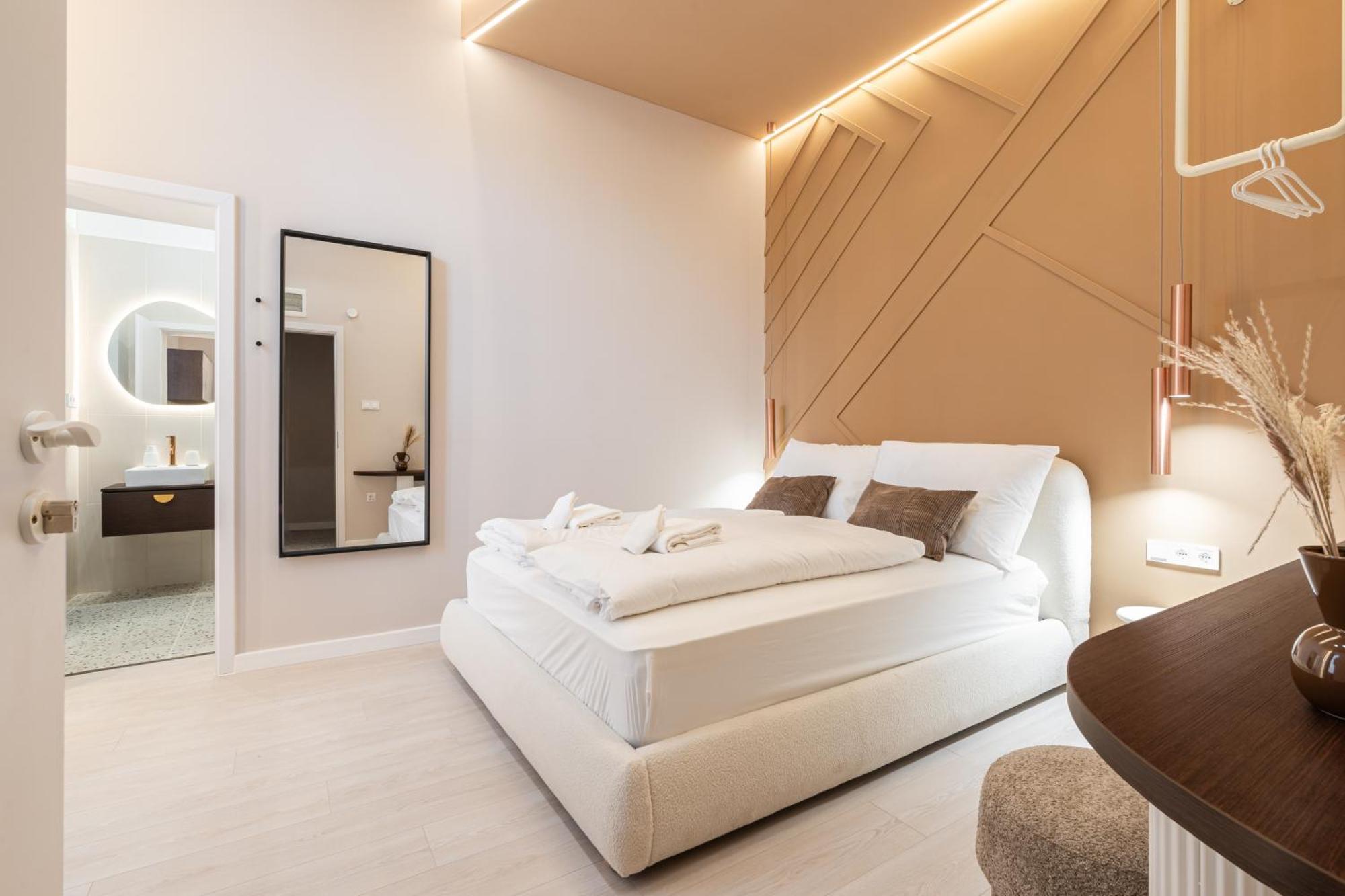 W18 - Boutique Apartments, Location By Bqa *